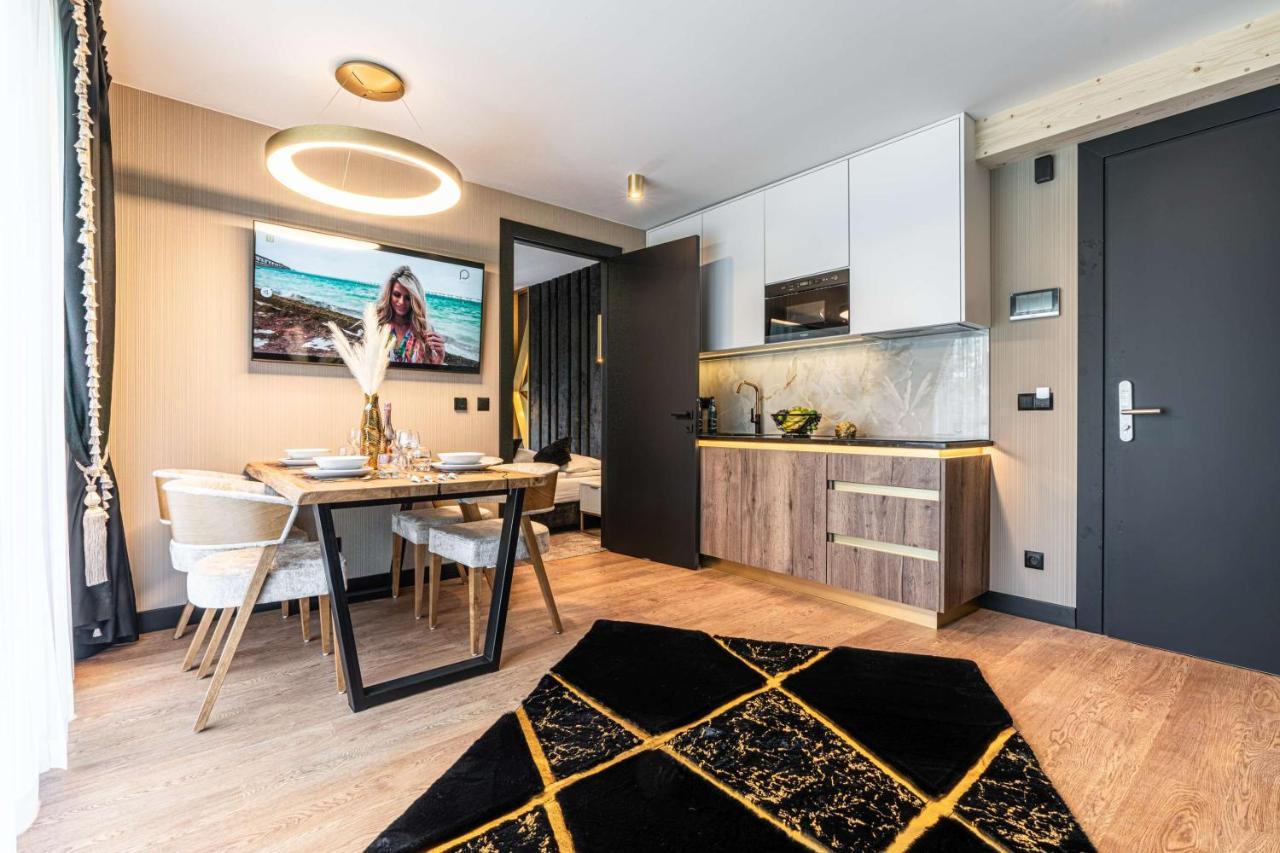 Zlota & - 500m Od Krupowek Aparthotel Zakopane