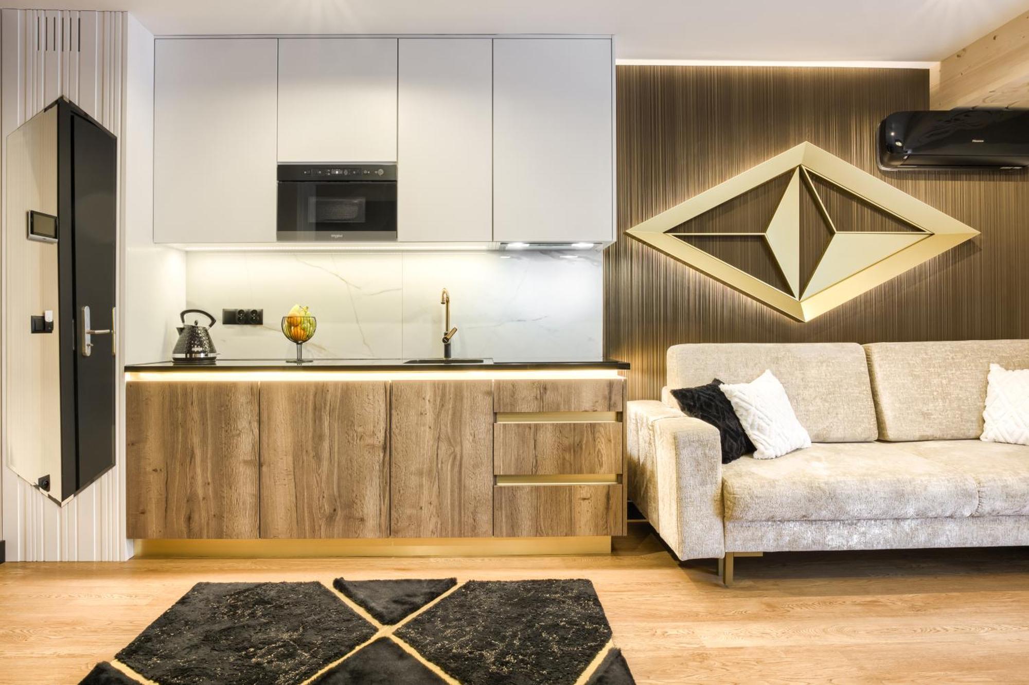 Zlota & - 500m Od Krupowek Aparthotel *