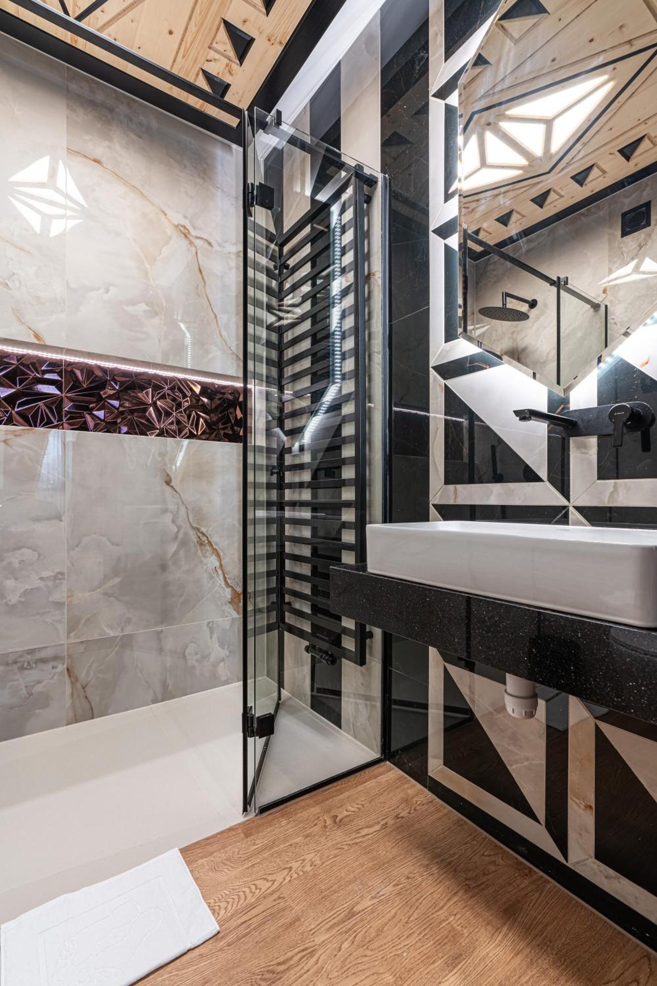 Zlota & - 500m Od Krupowek Aparthotel Zakopane