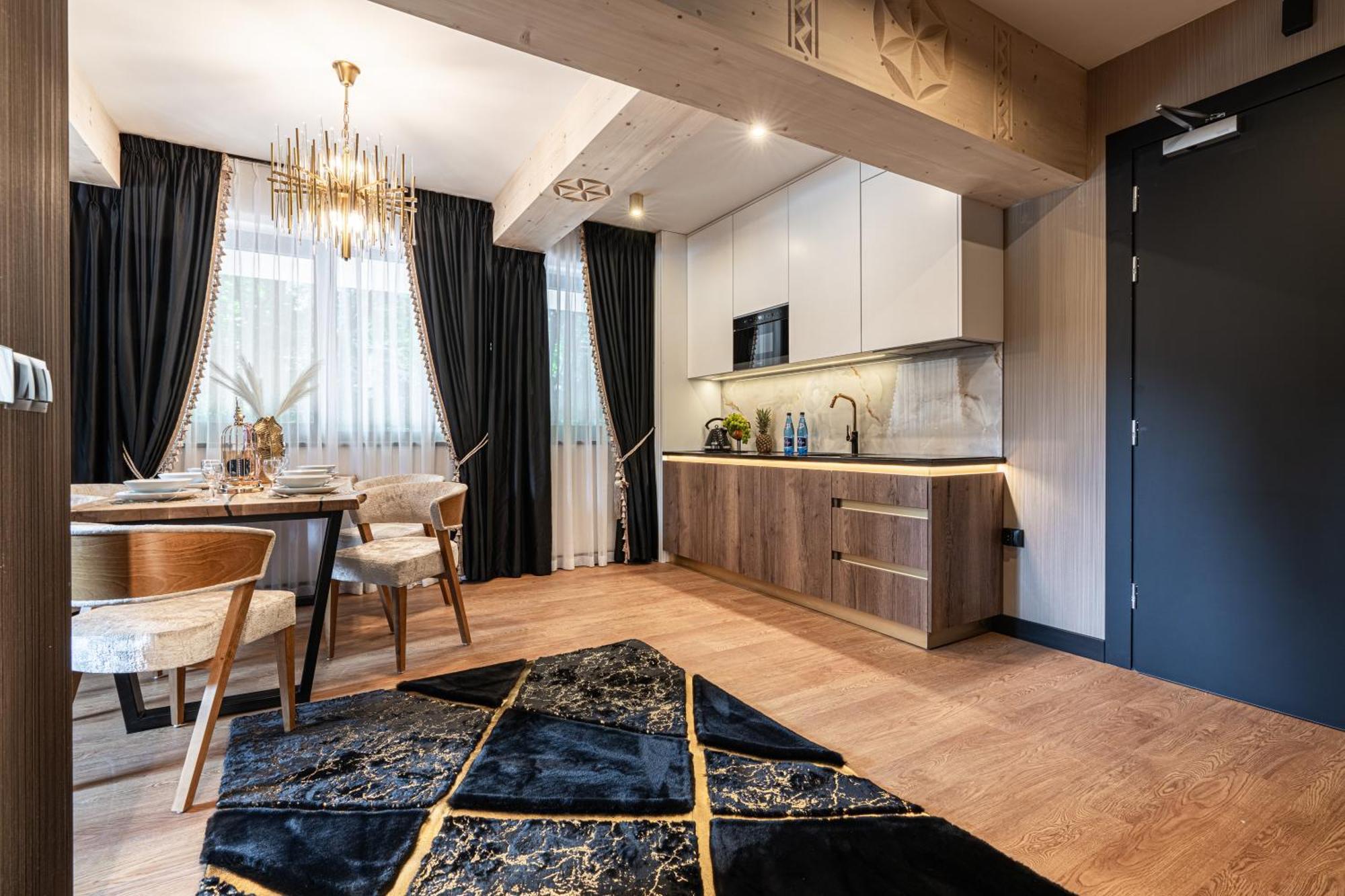 Zlota & - 500m Od Krupowek Aparthotel *