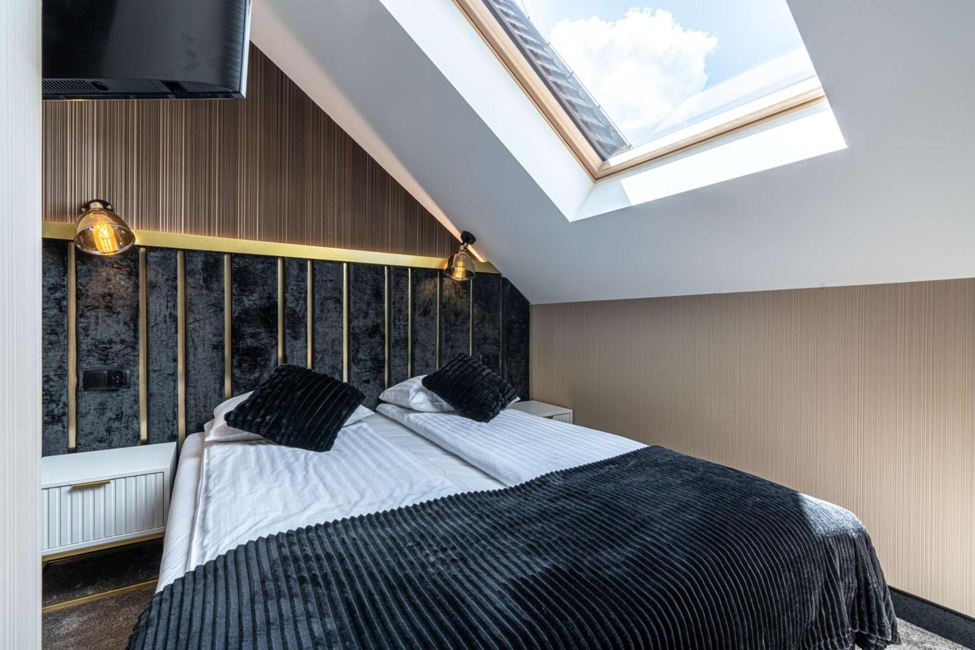 Zlota & - 500m Od Krupowek Aparthotel Zakopane